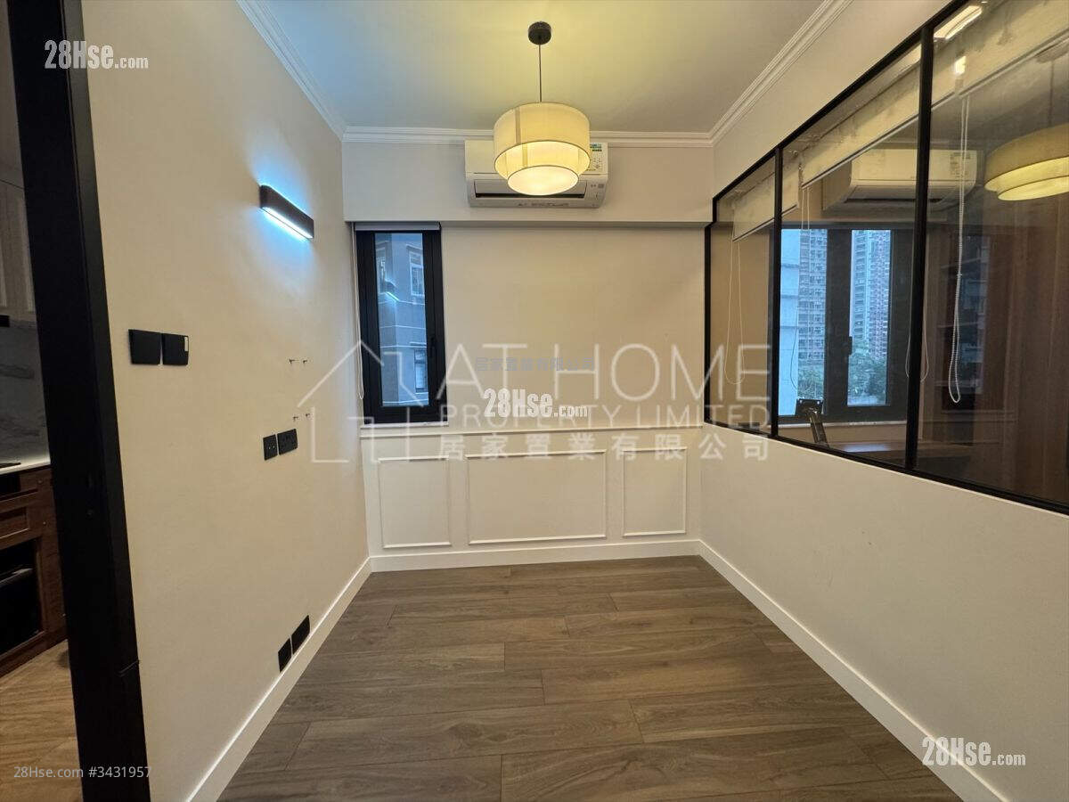Woodland Court Rental 1 Bedroom , 1 Bathroom 394 ft² ( 36.6 m² )