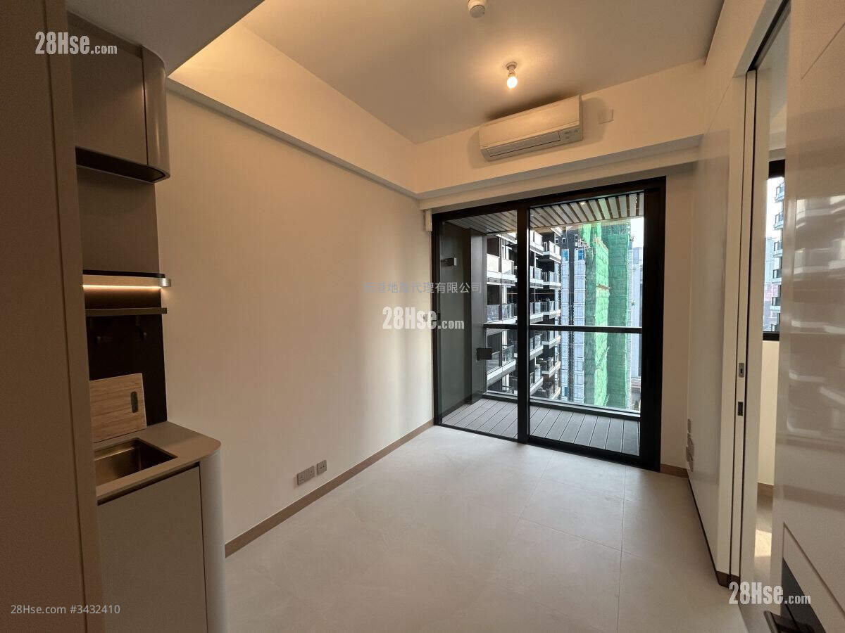 Baker Circle Greenwich Rental 1 Bedroom , 1 Bathroom 264 ft² ( 24.5 m² )