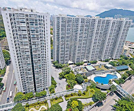 丽港城 租盘 3 房 , 2 浴室 686 平方尺 ( 63.7 平方米 )