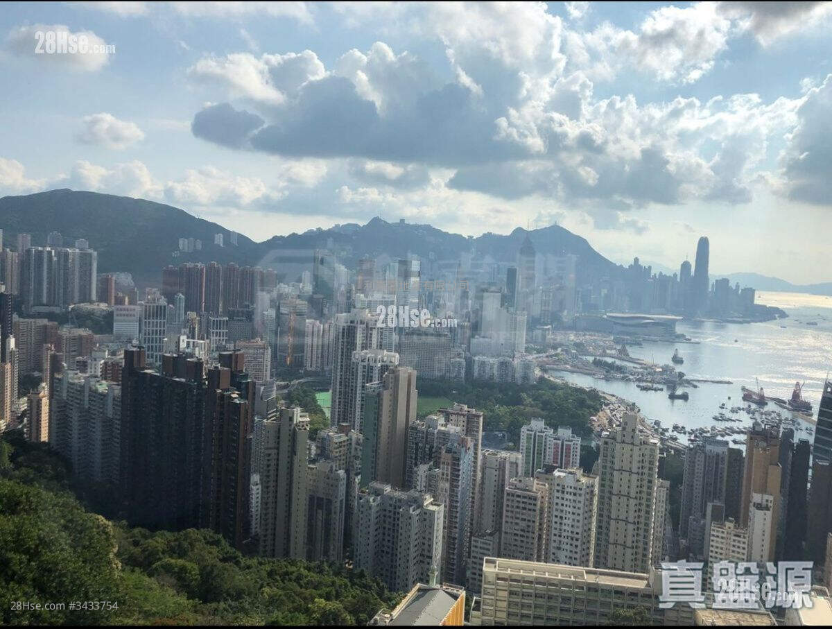 Evelyn Towers Sell 3 Bedrooms 1,063 ft² ( 98.8 m² )