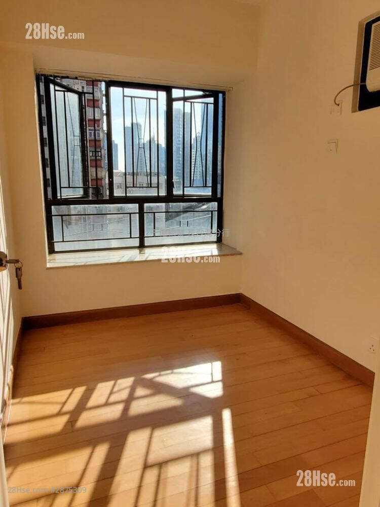 Lai Kwan Court Sell 2 Bedrooms 321 ft² ( 29.8 m² )