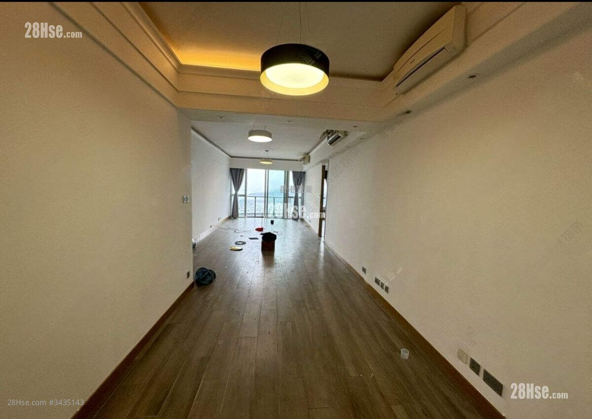Marinella Rental 3 Bedrooms , 2 Bathrooms 1,316 ft² ( 122.3 m² )