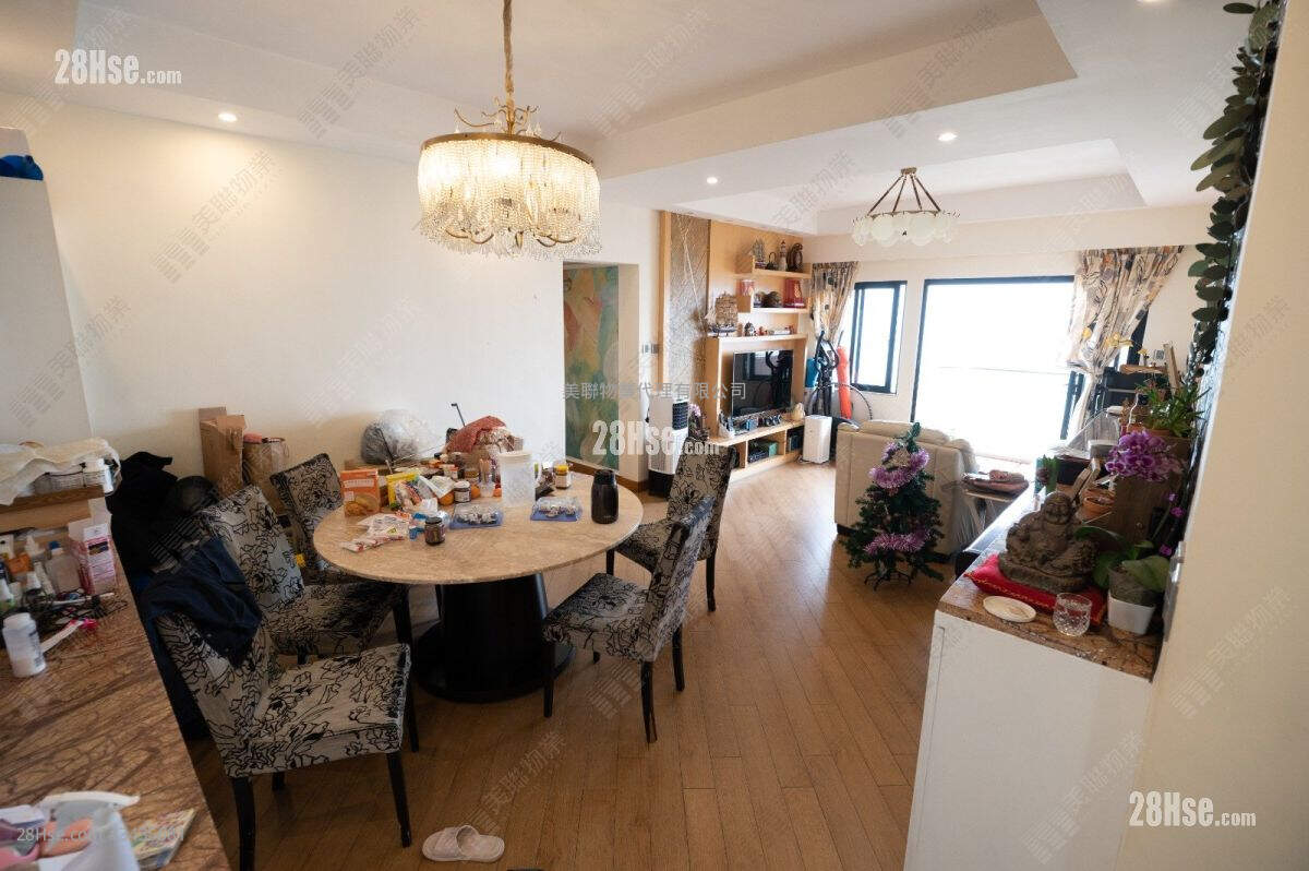 Spring Seaview Terrace Sell 3 Bedrooms 1,042 ft² ( 96.8 m² )