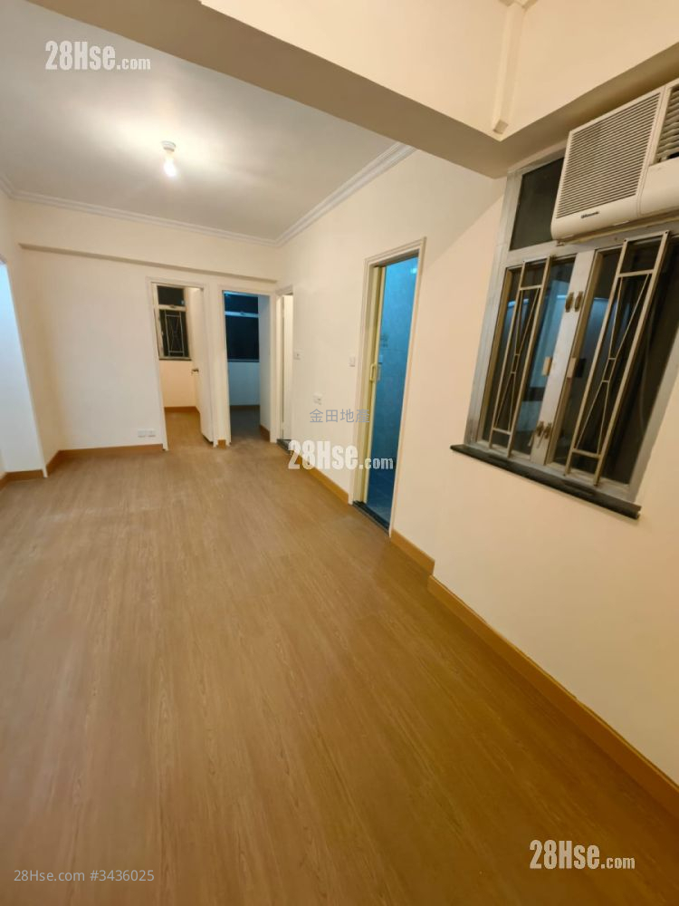 Lee Wing Building Sell 3 Bedrooms , 1 Bathroom 473 ft² ( 43.9 m² )
