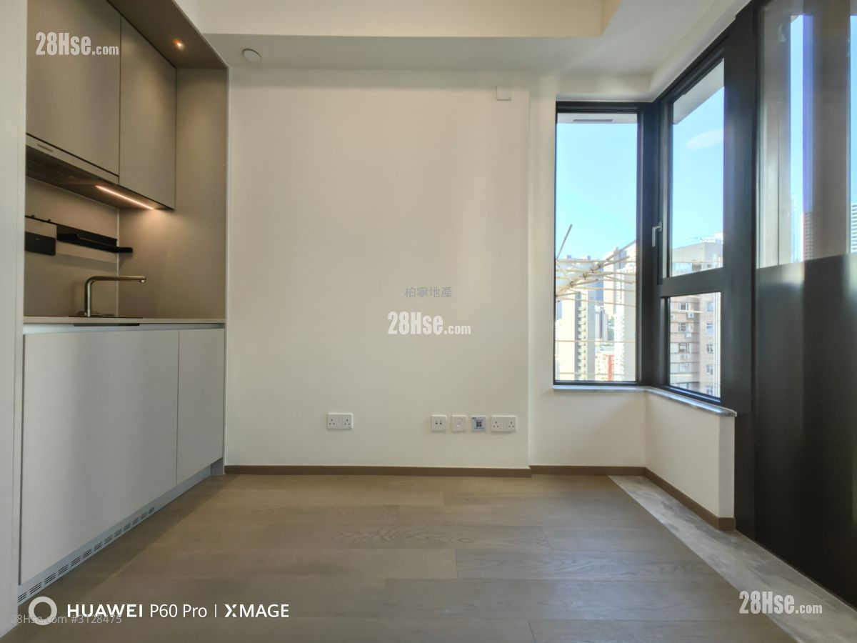 One Jardine's Lookout Rental Studio , 1 Bathroom 180 ft² ( 16.7 m² )