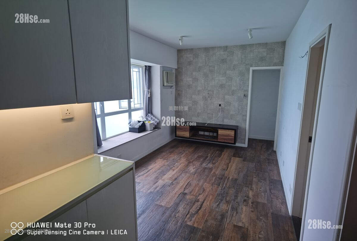 Richland Garden Sell 2 Bedrooms , 1 Bathroom 410 ft² ( 38.1 m² )
