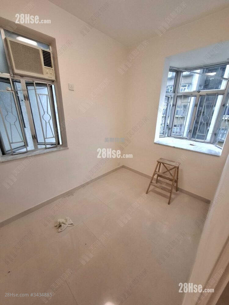 Kwai Fong Terrace Rental 3 Bedrooms , 1 Bathroom 473 ft² ( 43.9 m² )