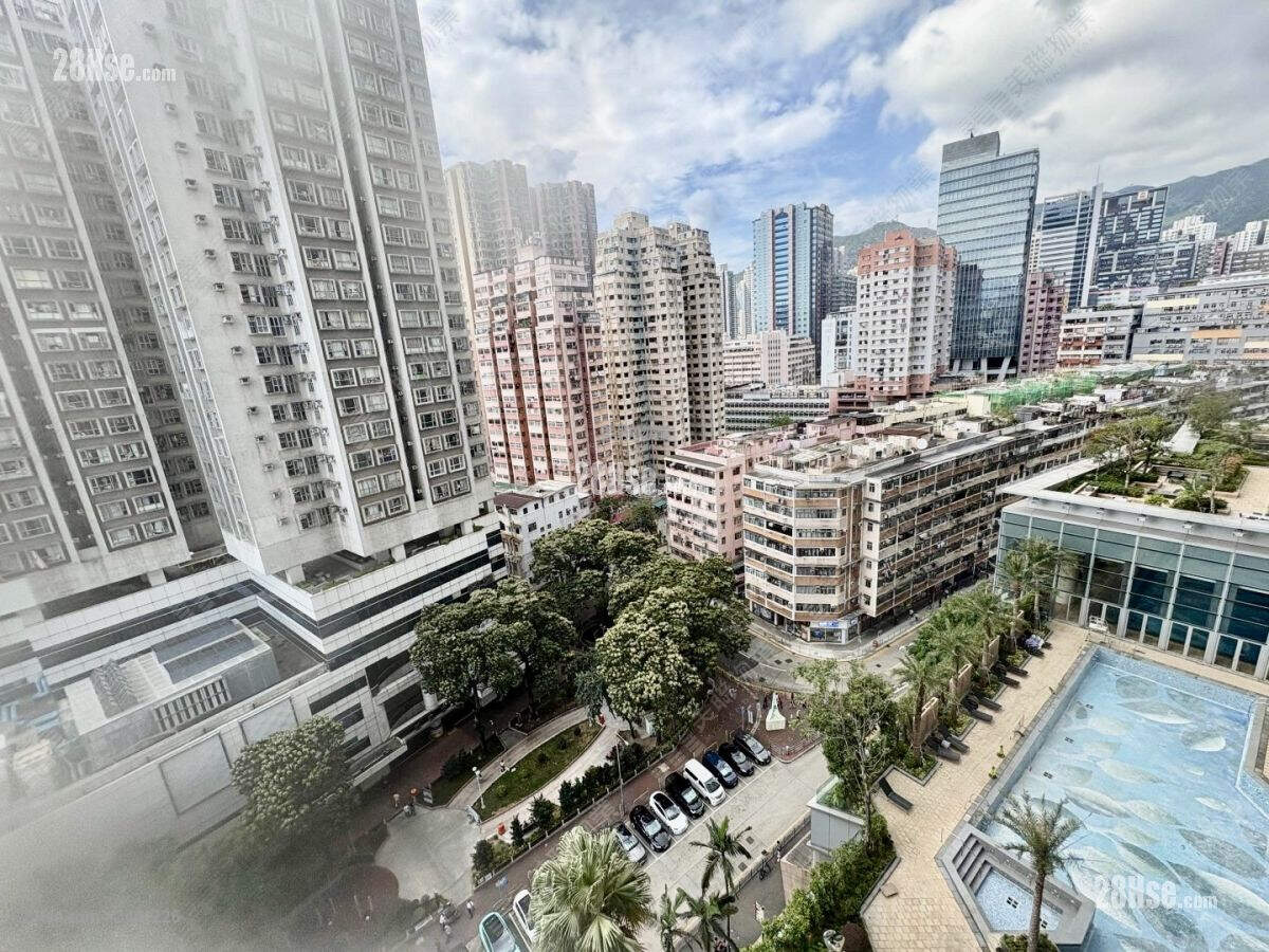 The Latitude Sell 2 Bedrooms 543 ft² ( 50.4 m² )