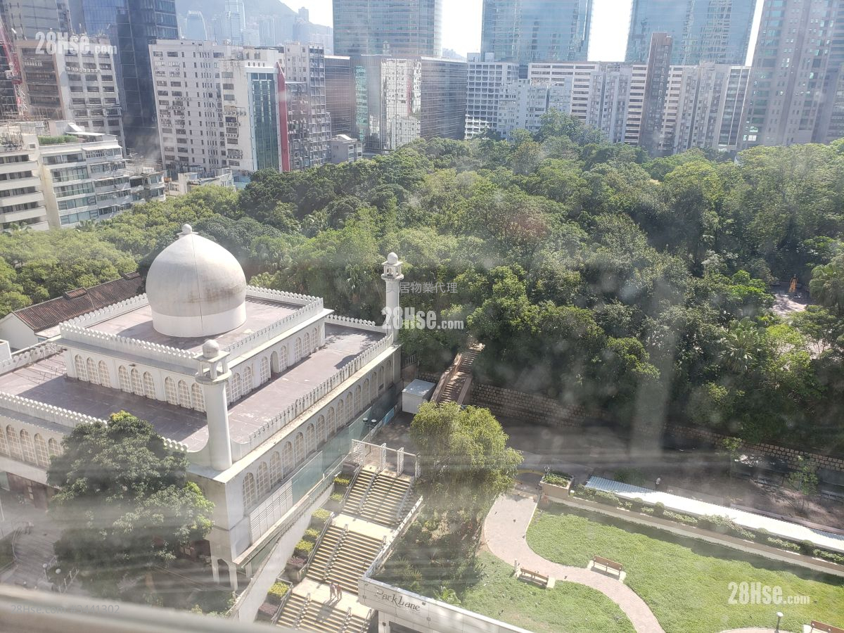 Burlington House Sell 1,008 ft² ( 93.6 m² )