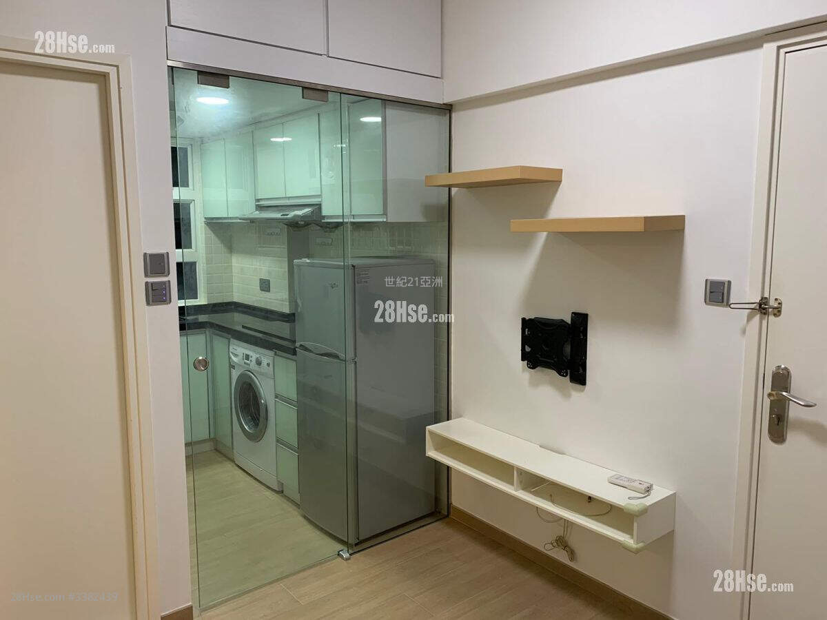 Wing Hing Building Sell 1 Bedroom , 1 Bathroom 248 ft² ( 23.0 m² )