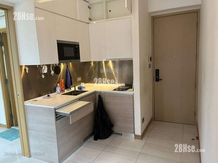 High Place Sell 1 Bedroom , 1 Bathroom 280 ft² ( 26.0 m² )
