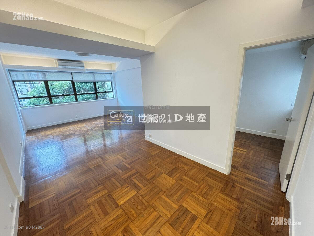 8 Sau Chuk Yuen Road Rental 3 Bedrooms , 2 Bathrooms 1,026 ft² ( 95.3 m² )
