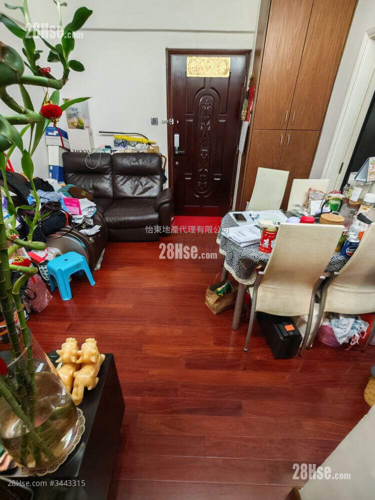 Bowrington Building Sell 2 Bedrooms , 1 Bathroom 349 ft² ( 32.4 m² )