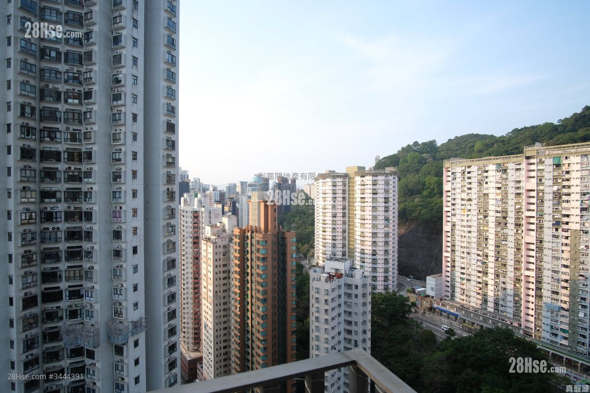 帝后台 售盘 4 房 , 2 浴室 1,123 平方尺 ( 104.3 平方米 )