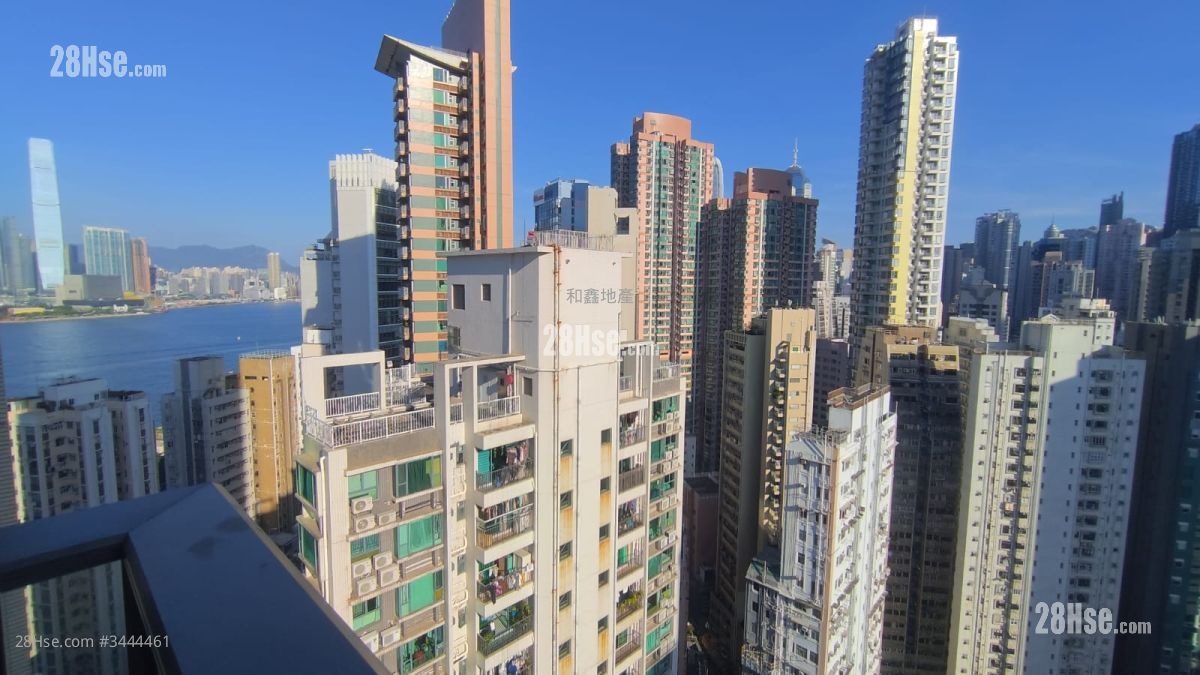 Soho 189 Rental 3 Bedrooms , 2 Bathrooms 883 ft² ( 82.0 m² )