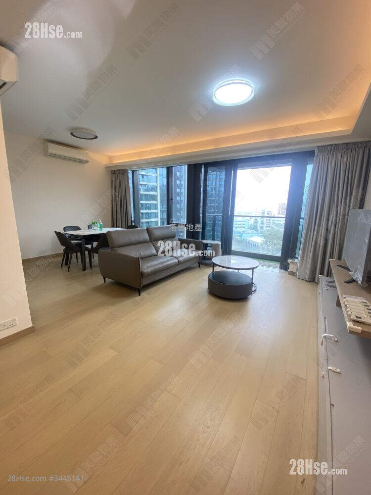 Mantin Heights Sell 4 Bedrooms , 3 Bathrooms 1,300 ft² ( 120.8 m² )
