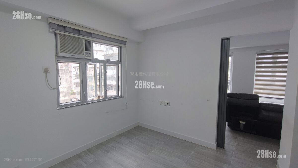 Wing Loong Building Rental 1 Bedroom , 1 Bathroom 280 ft² ( 26.0 m² )