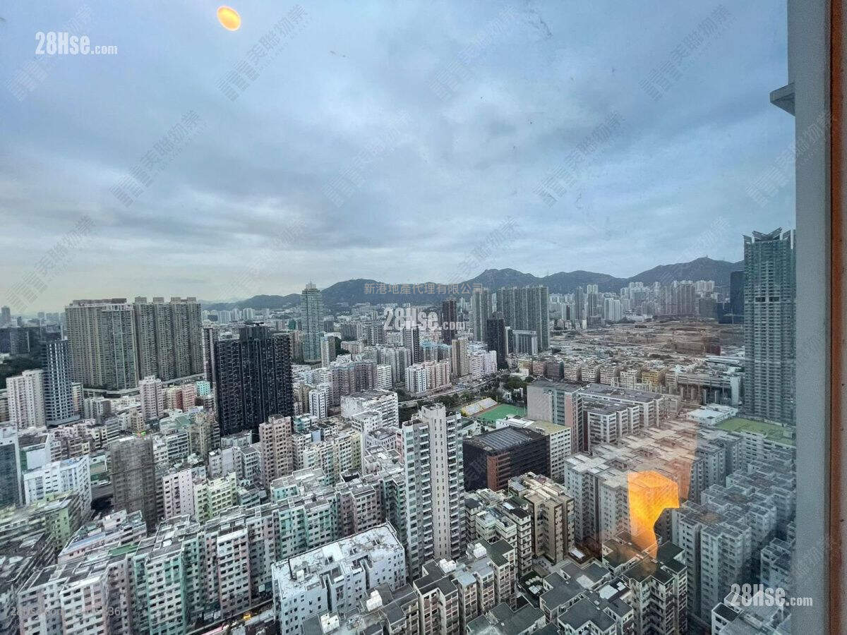 港图湾 售盘 3 房 , 1 浴室 595 平方尺 ( 55.3 平方米 )