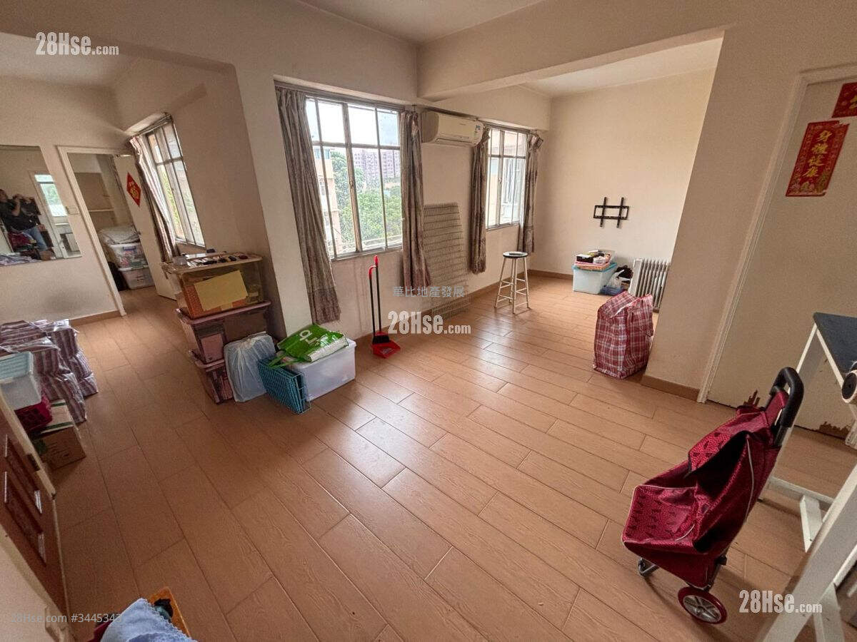 Parkview Garden Sell 3 Bedrooms , 1 Bathroom 640 ft² ( 59.5 m² )