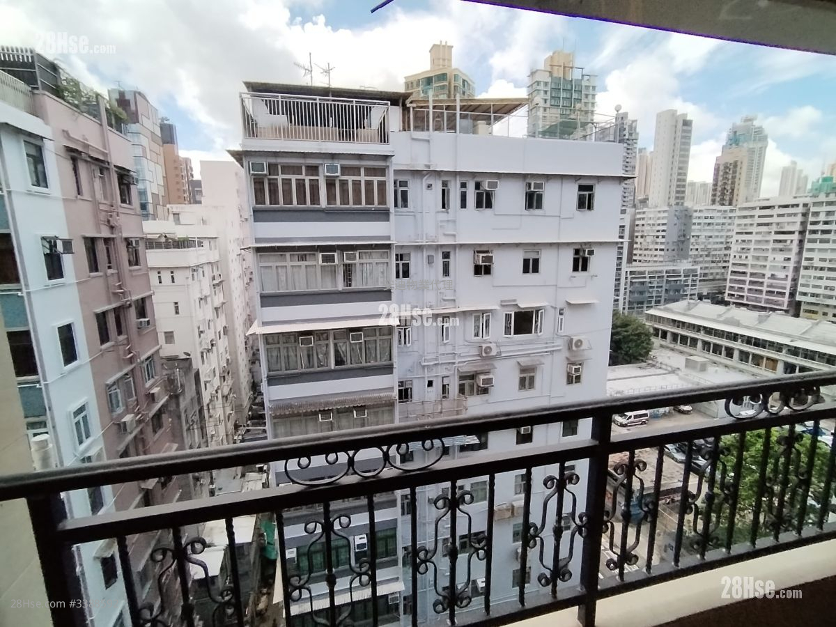 Kenwood Mansion Sell 3 Bedrooms , 2 Bathrooms 1,049 ft² ( 97.5 m² )