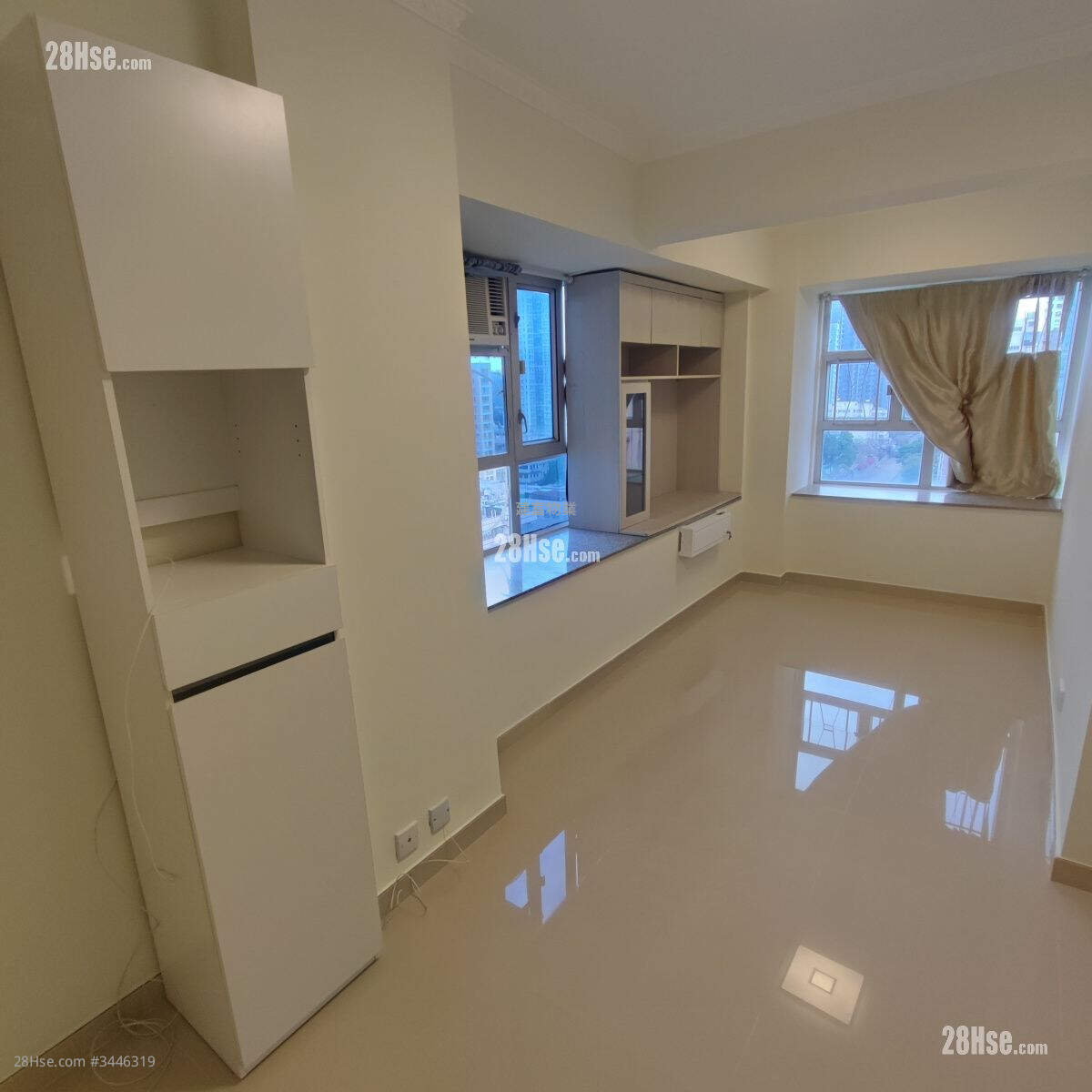 Ho Sing Building Sell 1 Bedroom , 1 Bathroom 271 ft² ( 25.2 m² )