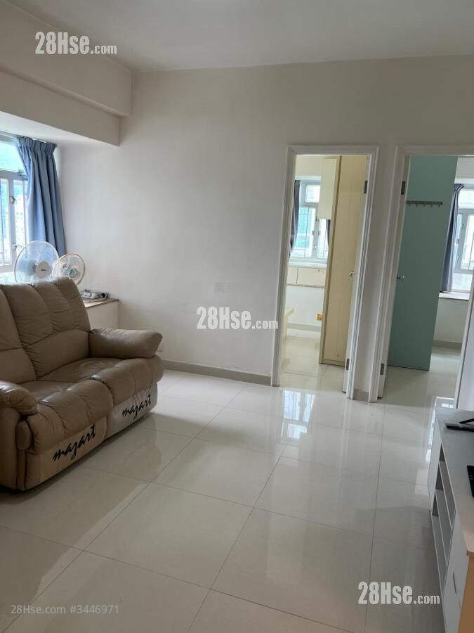 Tai Po Centre Sell 2 Bedrooms , 1 Bathroom 371 ft² ( 34.5 m² )
