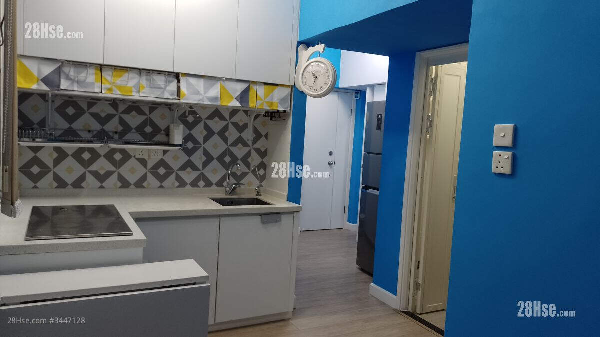 Comet Mansion Rental 2 Bedrooms , 1 Bathroom 305 ft² ( 28.3 m² )