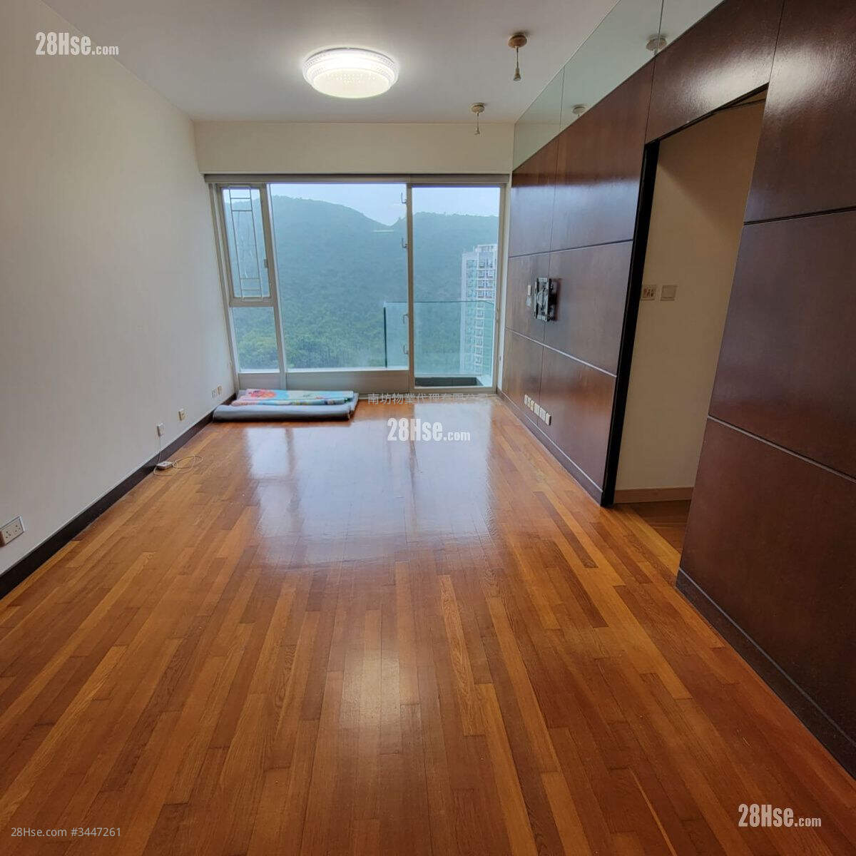 The Orchards Sell 4 Bedrooms , 2 Bathrooms 821 ft² ( 76.3 m² )
