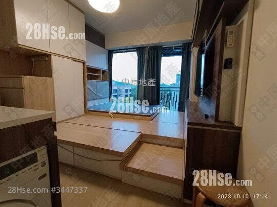 Domus Sell Studio 243 ft² ( 22.6 m² )
