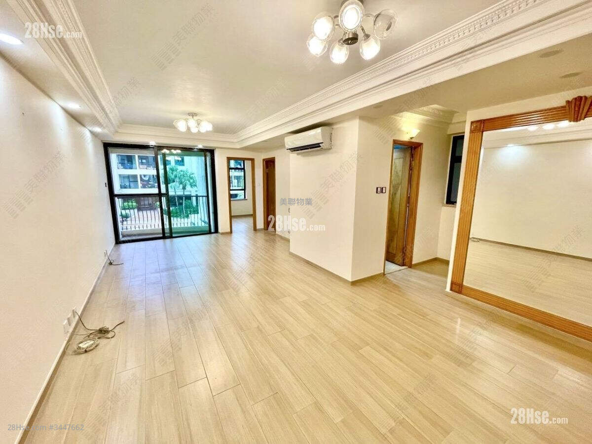 Forest Hill Sell 3 Bedrooms , 2 Bathrooms 801 ft² ( 74.4 m² )