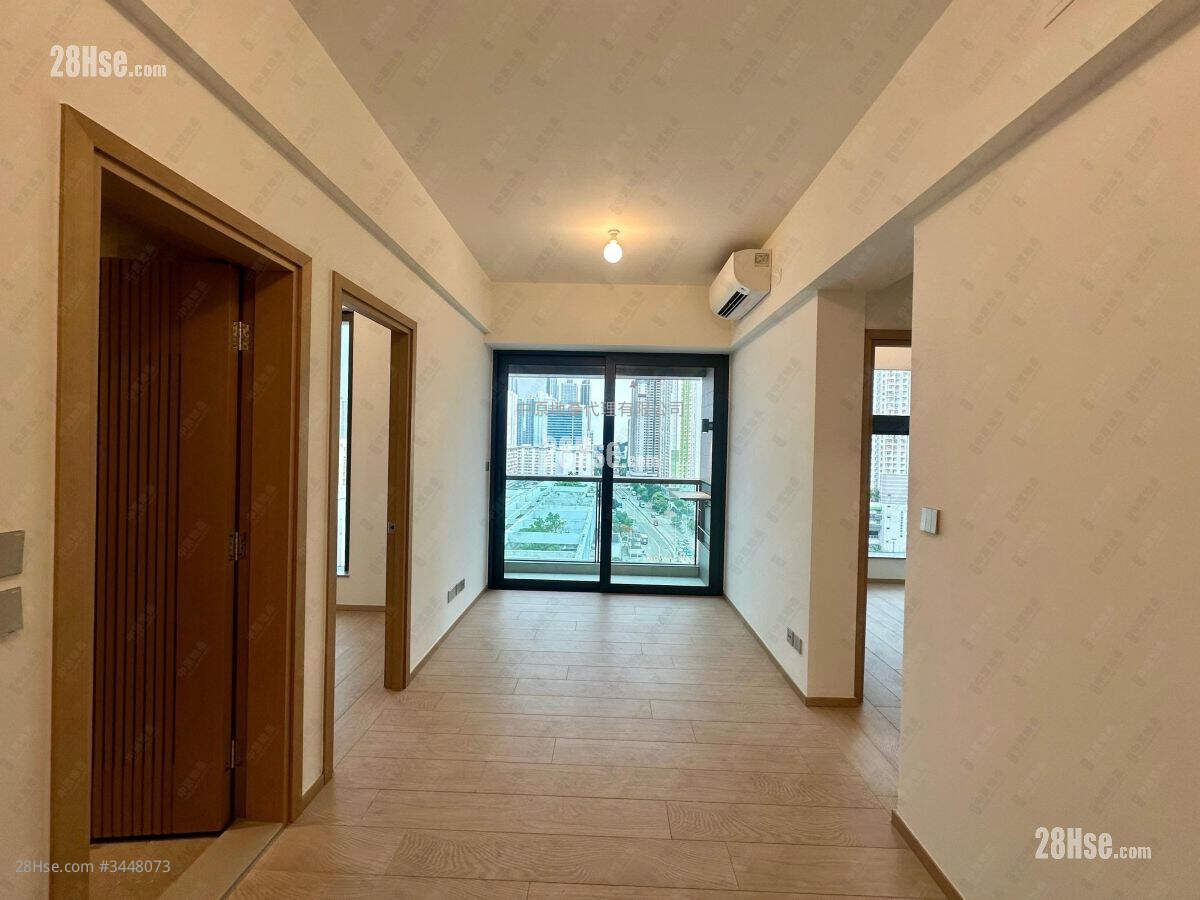 Echo House Rental 3 Bedrooms , 2 Bathrooms 594 ft² ( 55.2 m² )