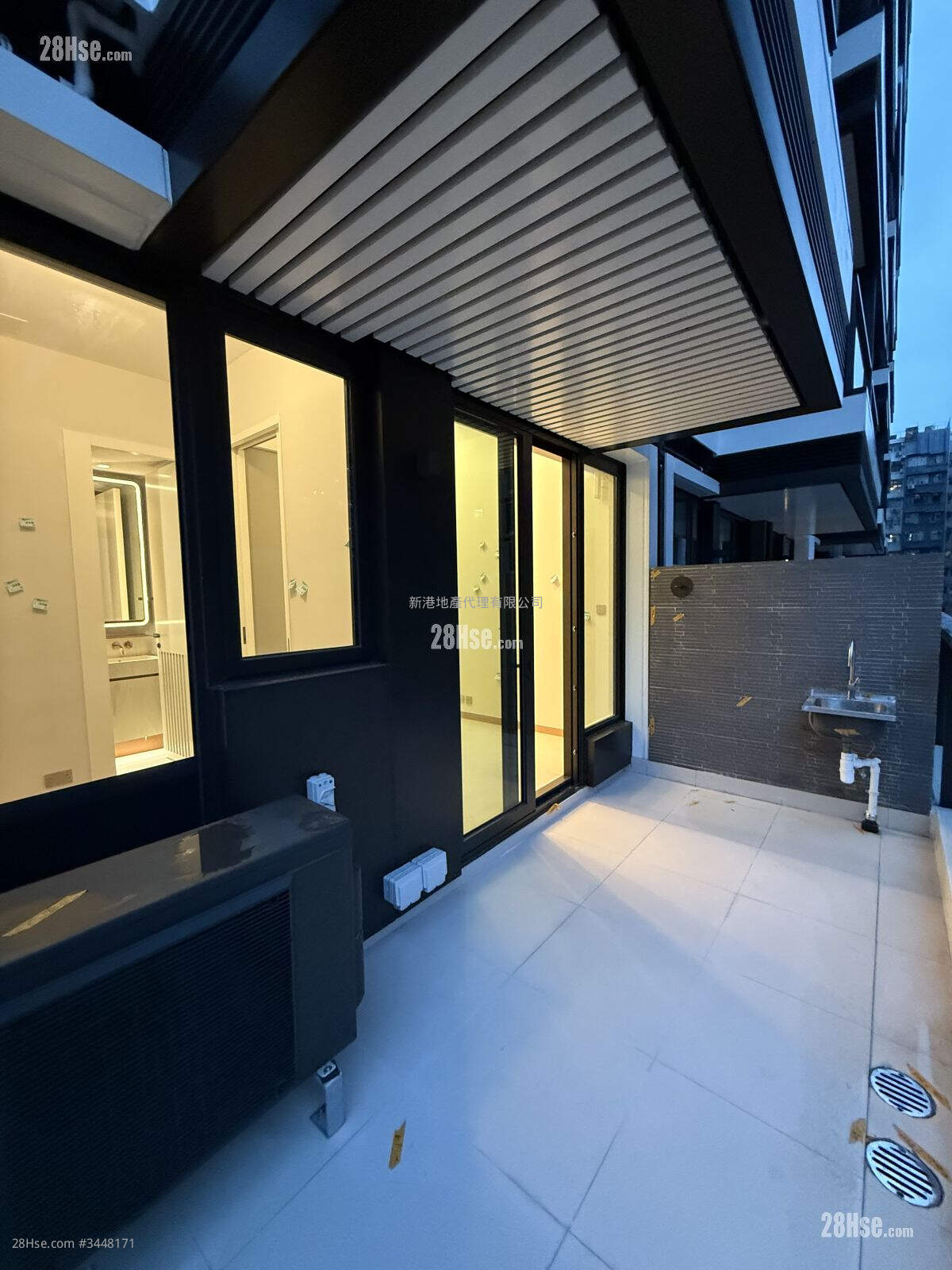 Baker Circle Greenwich Rental 1 Bedroom , 1 Bathroom 265 ft² ( 24.6 m² )
