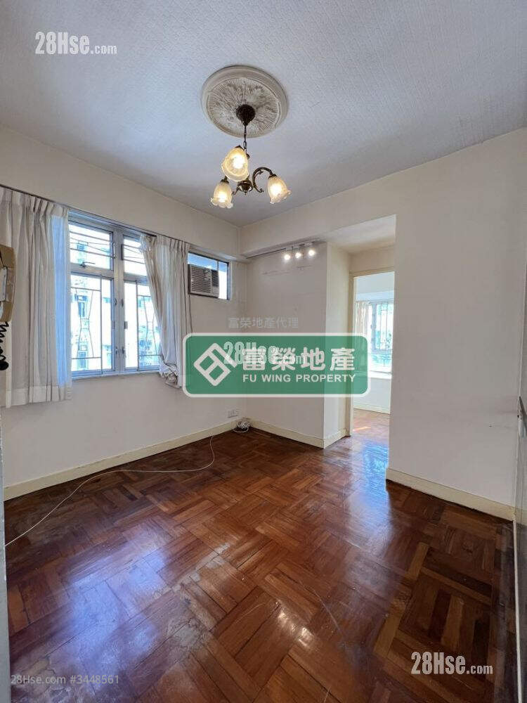 Foo Tat Building Sell 2 Bedrooms , 1 Bathroom 306 ft² ( 28.4 m² )