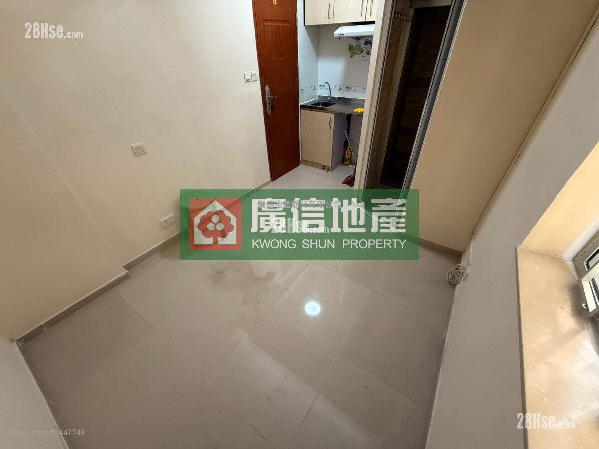 Kwong Fu Building Rental Studio , 1 Bathroom 120 ft² ( 11.1 m² )