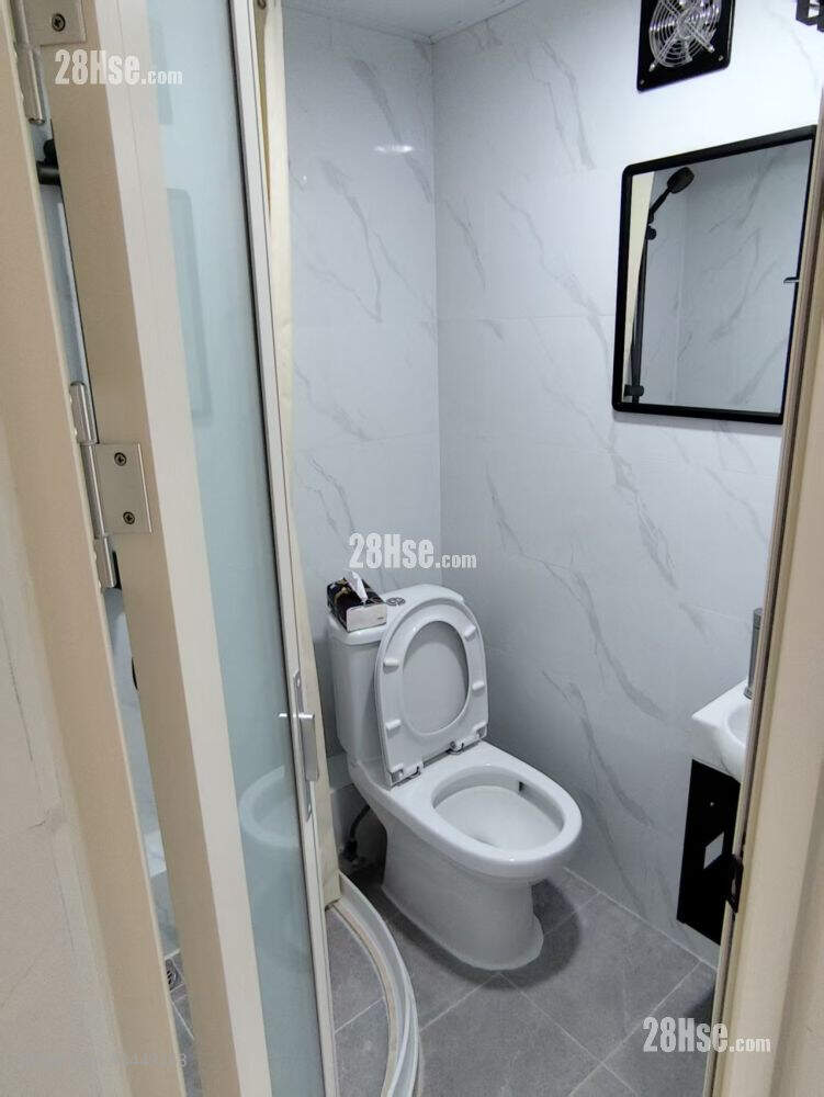 Yue Tin Court Rental 3 Bedrooms , 2 Bathrooms 466 ft² ( 43.3 m² )