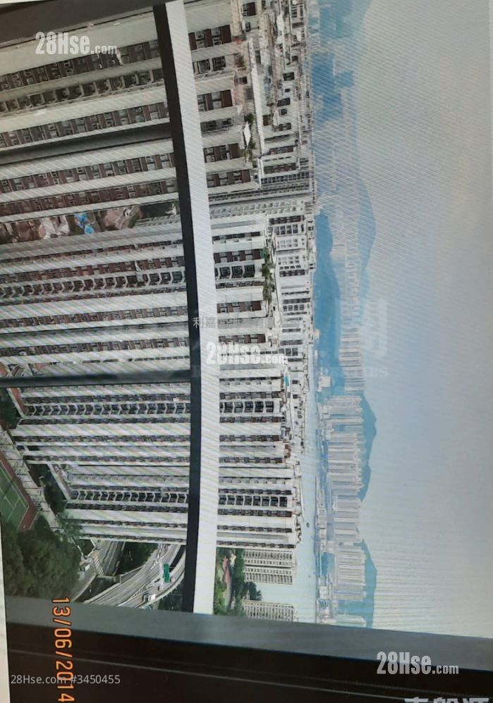 Mount Parker Residences 售盘 4 房 1,353 平方尺 ( 125.7 平方米 )