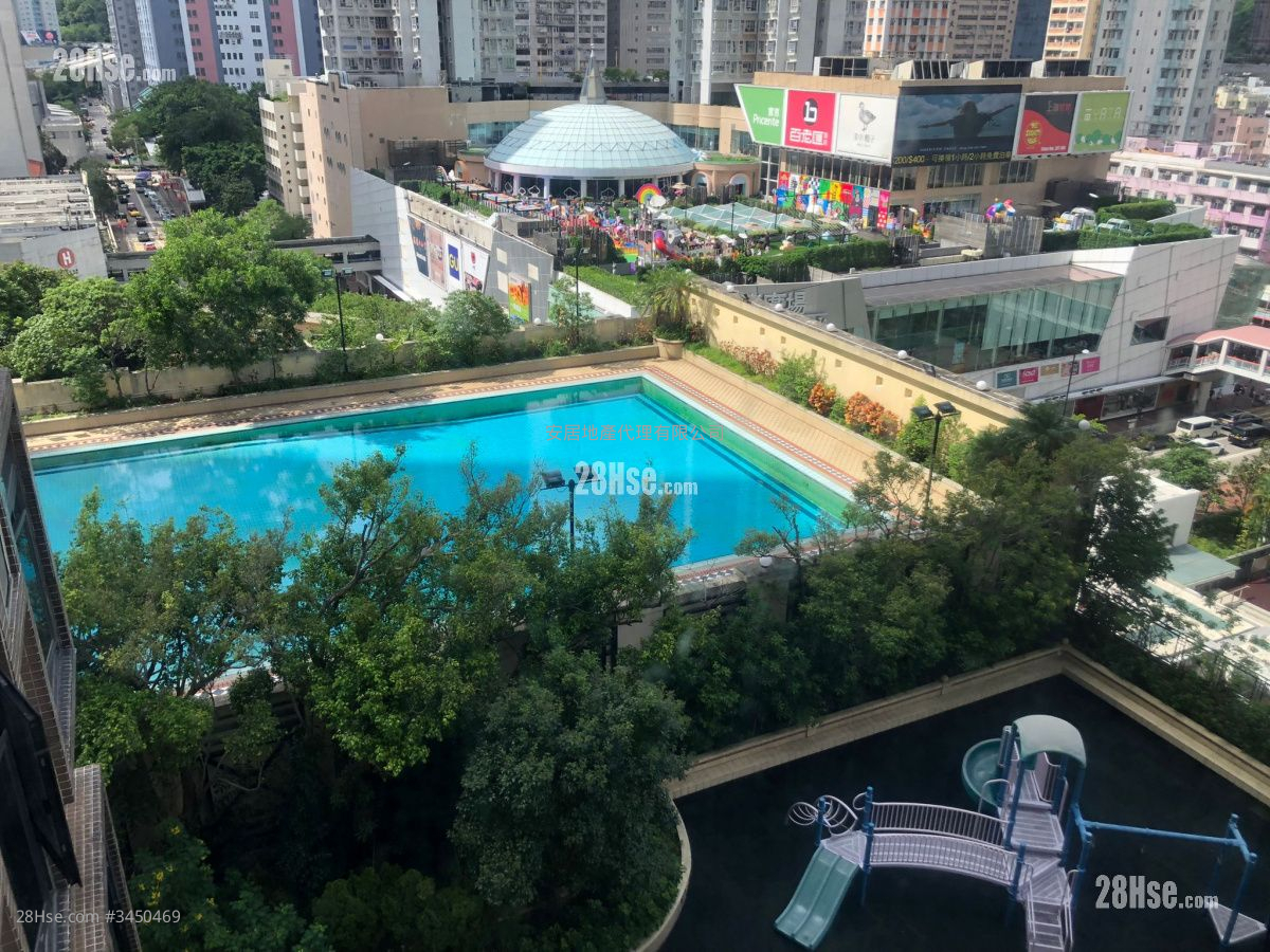 Skyline Plaza Rental 415 ft² ( 38.6 m² )