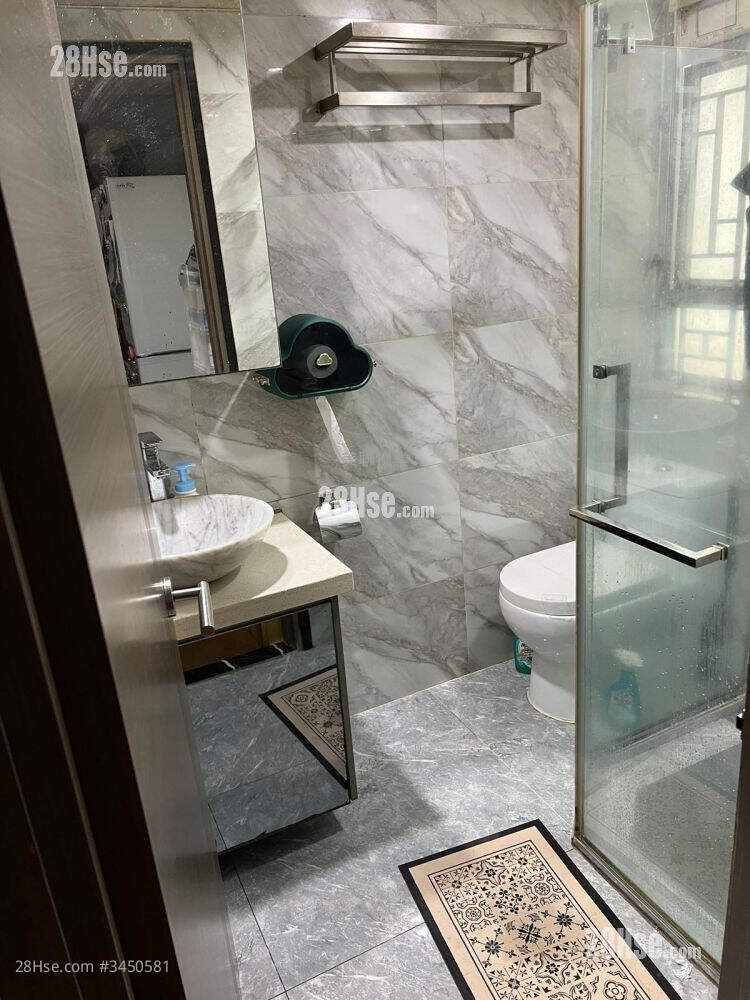 Ching Chun Court Sell 2 Bedrooms 438 ft² ( 40.7 m² )