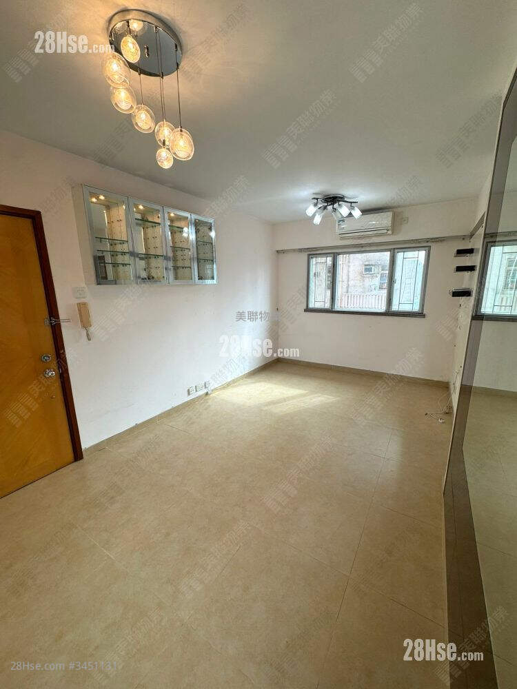 Opulence Height Rental 2 Bedrooms , 1 Bathroom 438 ft² ( 40.7 m² )