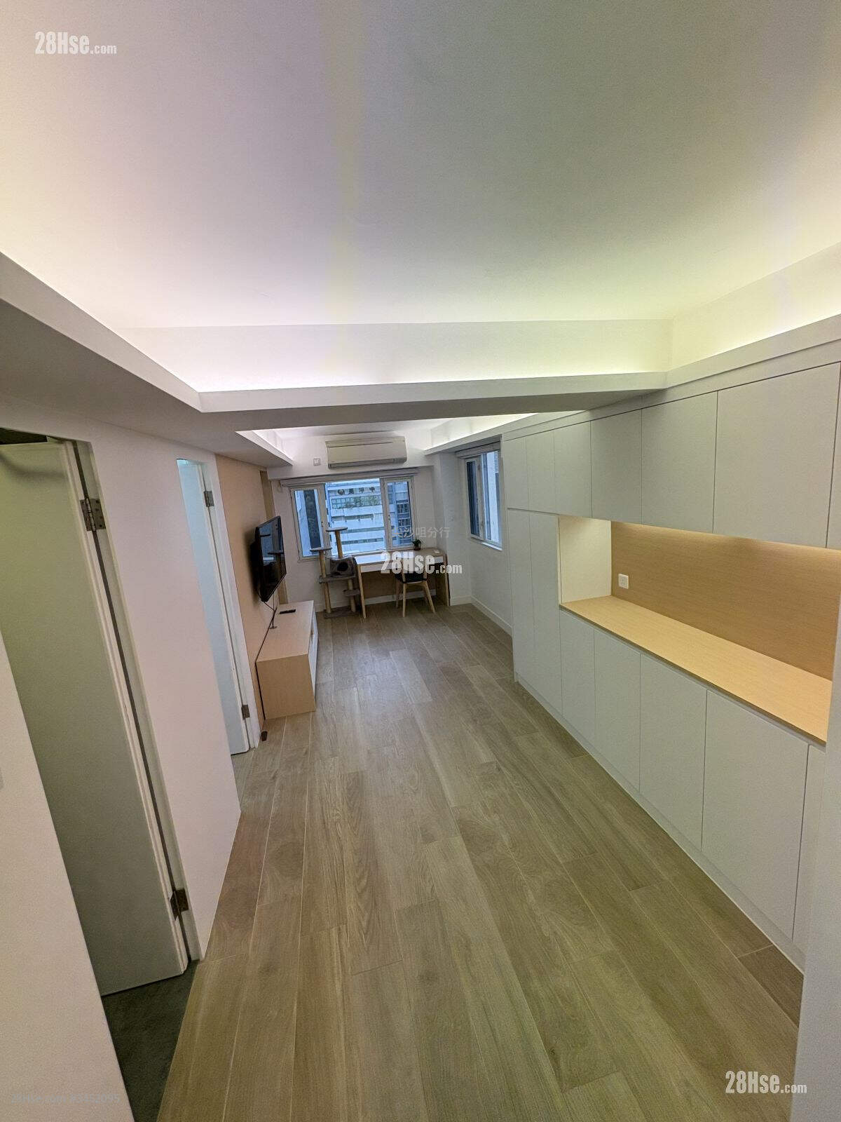 Wing Fat Mansion Sell 2 Bedrooms , 1 Bathroom 404 ft² ( 37.5 m² )