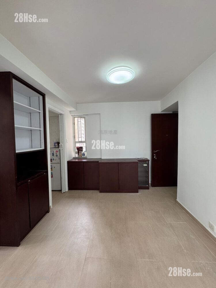 Fung Yu Building Rental 1 Bedroom , 1 Bathroom 299 ft² ( 27.8 m² )