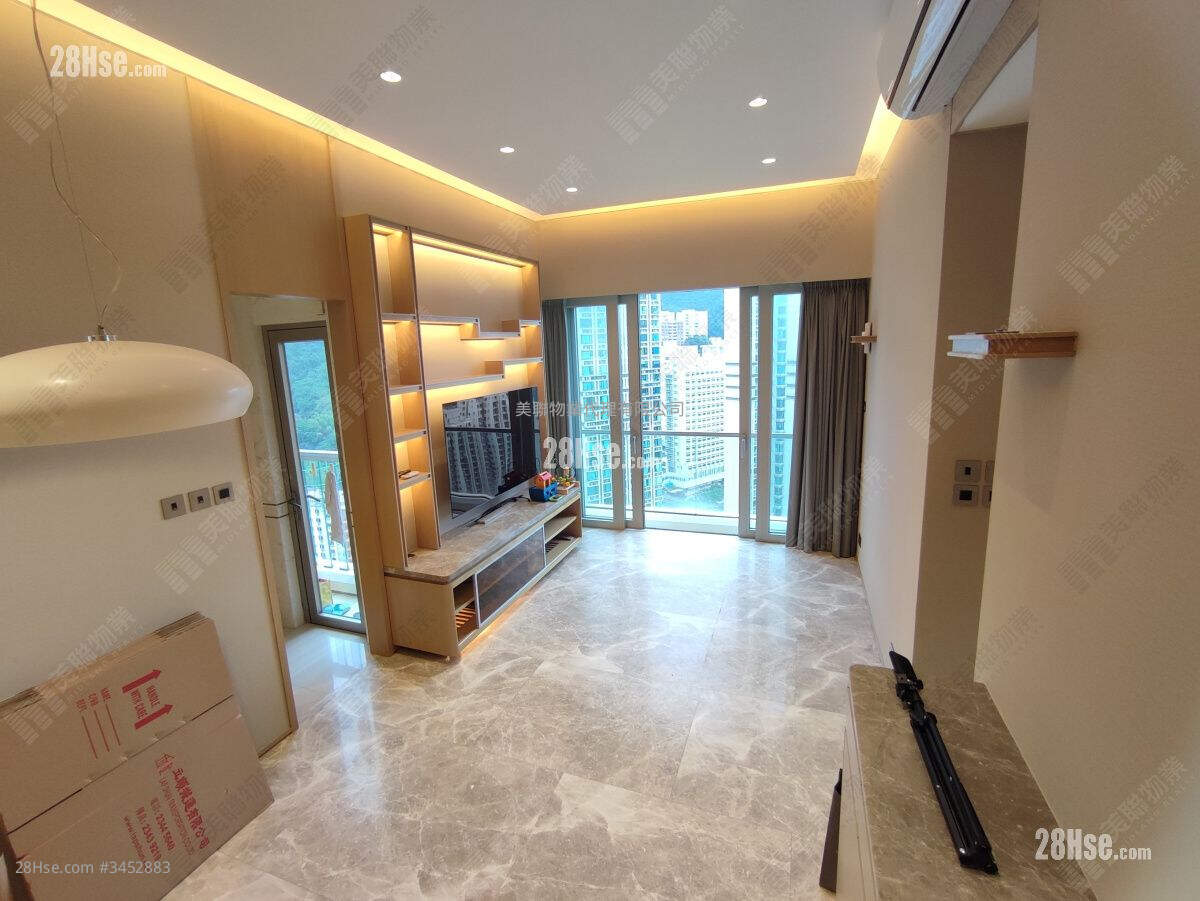 Lexington Hill Sell 3 Bedrooms , 1 Bathroom 756 ft² ( 70.2 m² )