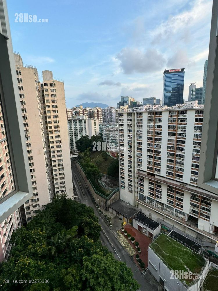 Tsui Ping (North) Estate Sell 2 Bedrooms , 1 Bathroom 424 ft² ( 39.4 m² )