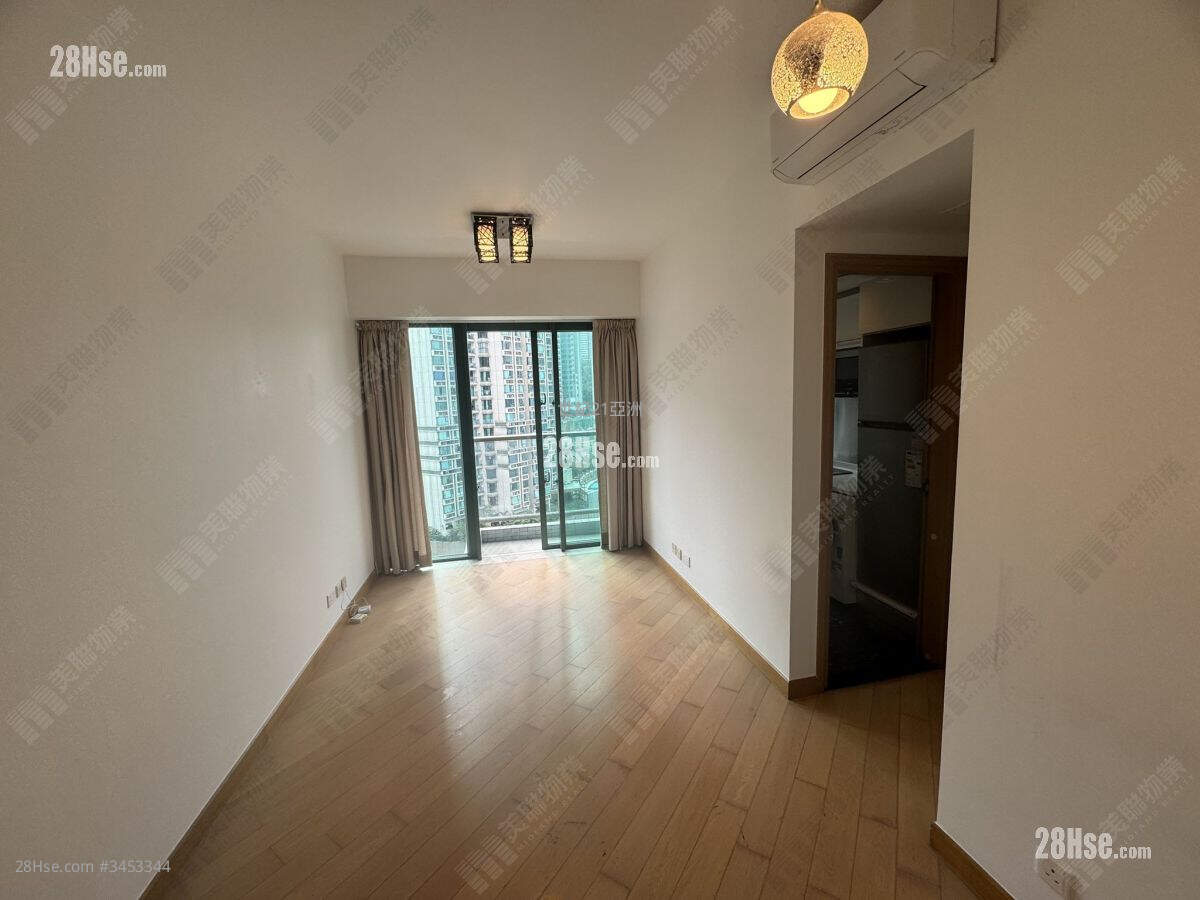 Belchers Hill Sell 717 ft² ( 66.6 m² )