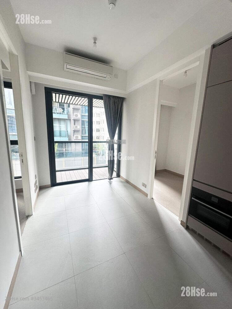 Baker Circle Greenwich Rental 2 Bedrooms , 1 Bathroom 315 ft² ( 29.3 m² )