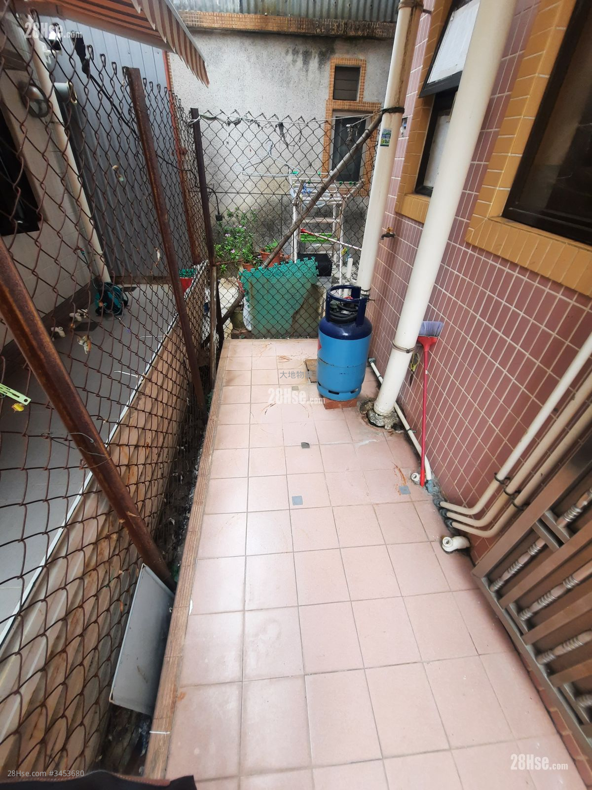 Tung Tau Tsuen Rental 1 Bedroom , 1 Bathroom 300 ft² ( 27.9 m² )