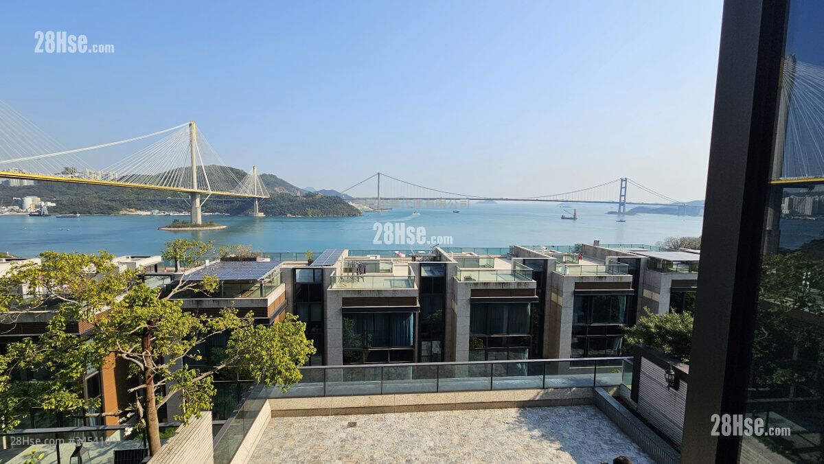 Deauville Sell 4 Bedrooms 2,431 ft² ( 225.8 m² )