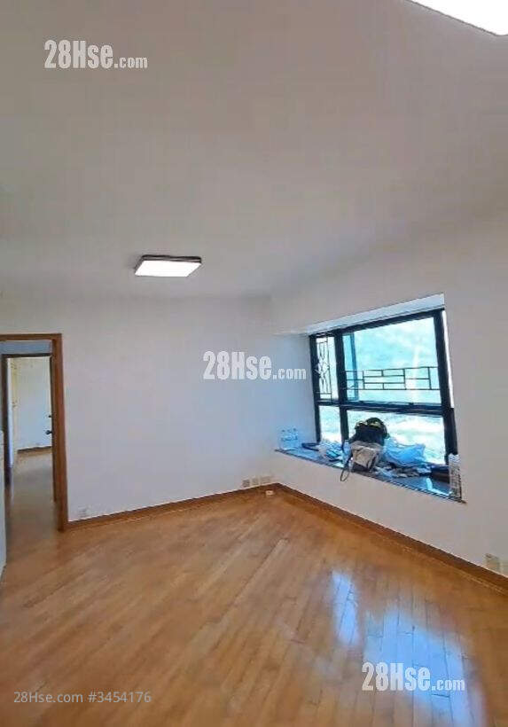 Aegean Coast Sell 3 Bedrooms , 3 Bathrooms 733 ft² ( 68.1 m² )