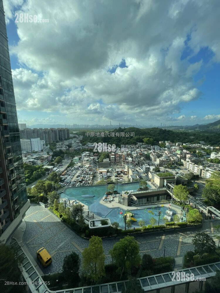 Sun Yuen Long Centre Sell 2 Bedrooms 466 ft² ( 43.3 m² )