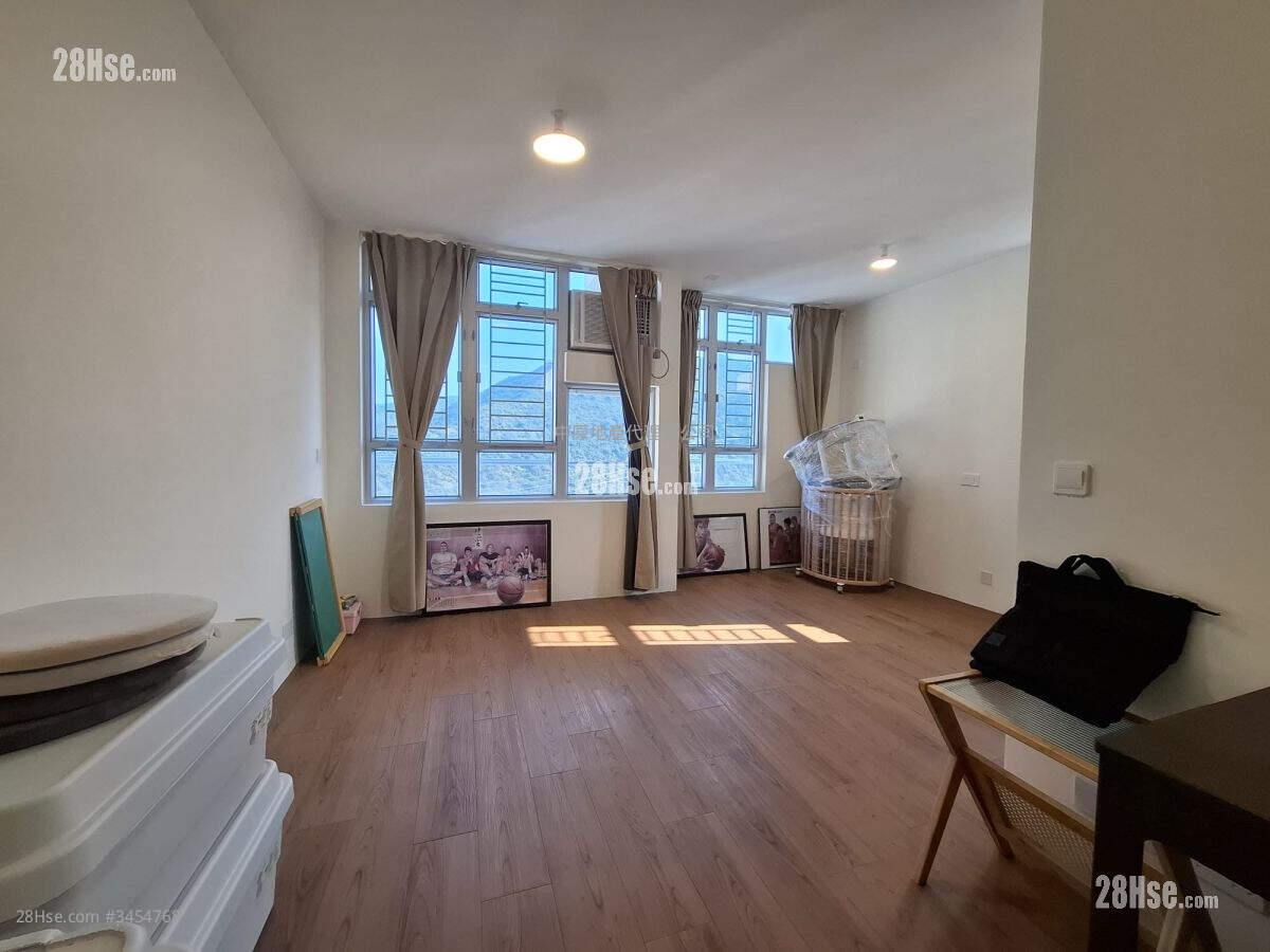 Shan Lai Court Sell 1 Bedroom 385 ft² ( 35.8 m² )